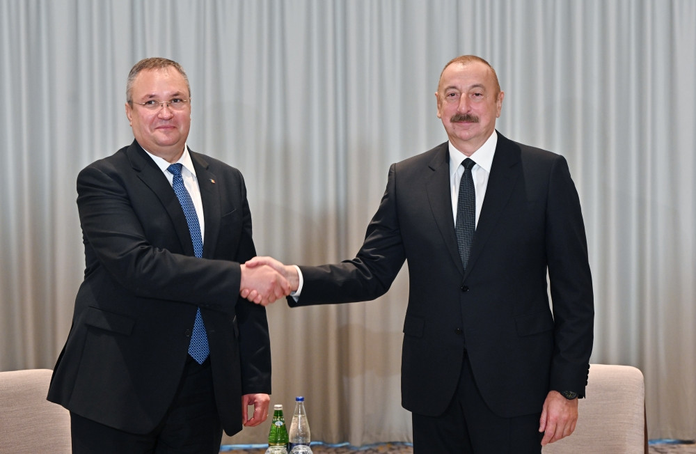 Prezident İlham Əliyev Sofiyada Rumıniyanın Baş naziri ilə görüşüb<font color='red'> - YENİLƏNİB</font><font color=red> - FOTOLAR</font>