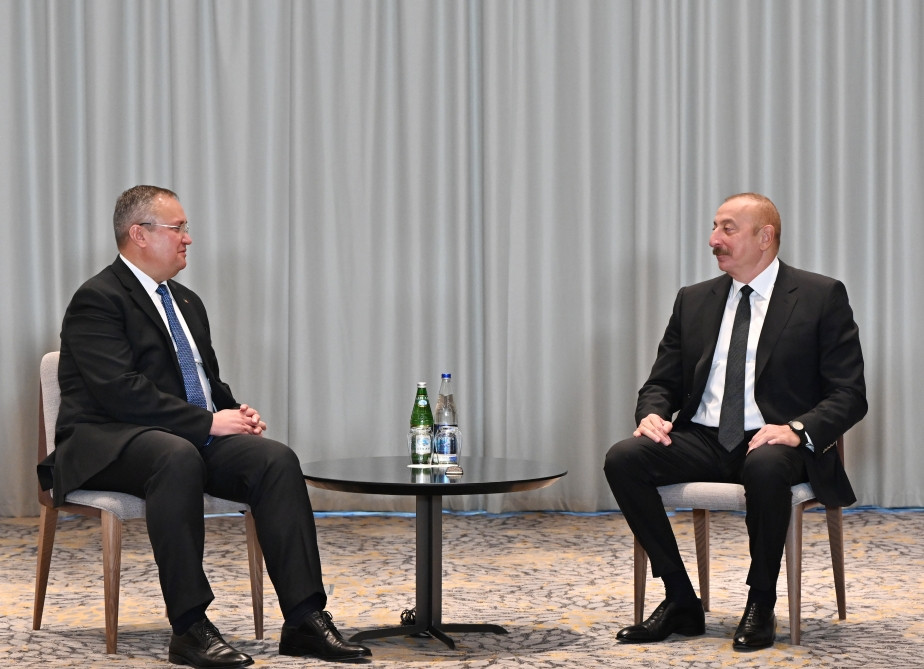 Prezident İlham Əliyev Sofiyada Rumıniyanın Baş naziri ilə görüşüb<font color='red'> - YENİLƏNİB</font><font color=red> - FOTOLAR</font>