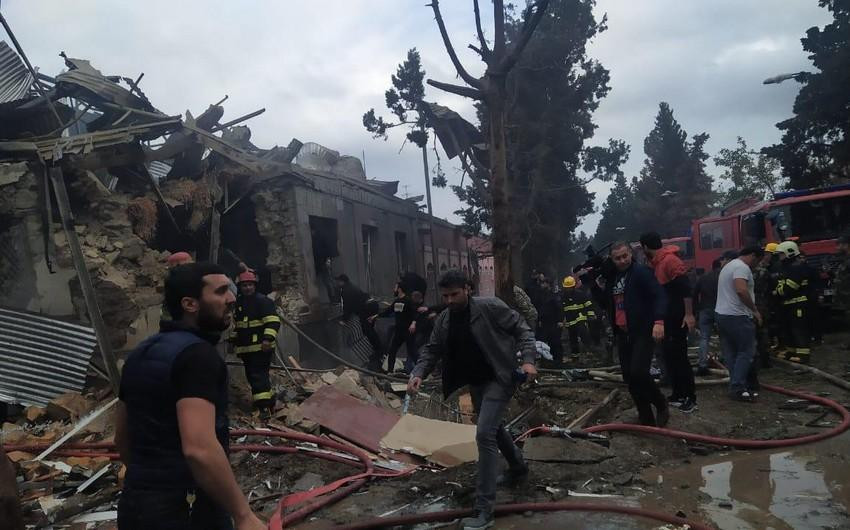 Gəncə terrorundan 2 il keçir<font color=red> - FOTOLAR</font>