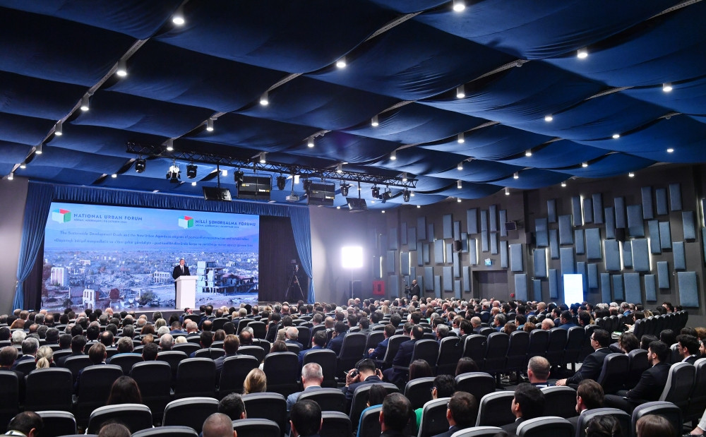 Ağdamda Azərbaycan Milli Şəhərsalma Forumu işə başlayıb Prezident İlham Əliyev və birinci xanım Mehriban Əliyeva Forumun açılış mərasimində iştirak ediblər<font color='red'> - YENİLƏNİB 3</font><font color=red> - FOTOLAR</font>