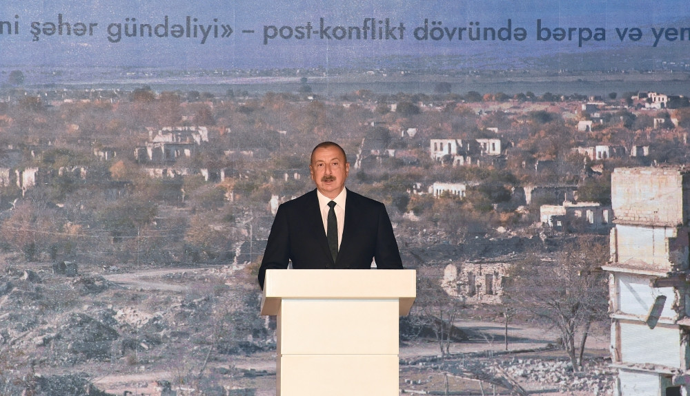 Ağdamda Azərbaycan Milli Şəhərsalma Forumu işə başlayıb Prezident İlham Əliyev və birinci xanım Mehriban Əliyeva Forumun açılış mərasimində iştirak ediblər<font color='red'> - YENİLƏNİB 3</font><font color=red> - FOTOLAR</font>