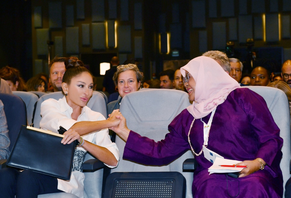 Ağdamda Azərbaycan Milli Şəhərsalma Forumu işə başlayıb Prezident İlham Əliyev və birinci xanım Mehriban Əliyeva Forumun açılış mərasimində iştirak ediblər<font color='red'> - YENİLƏNİB 3</font><font color=red> - FOTOLAR</font>