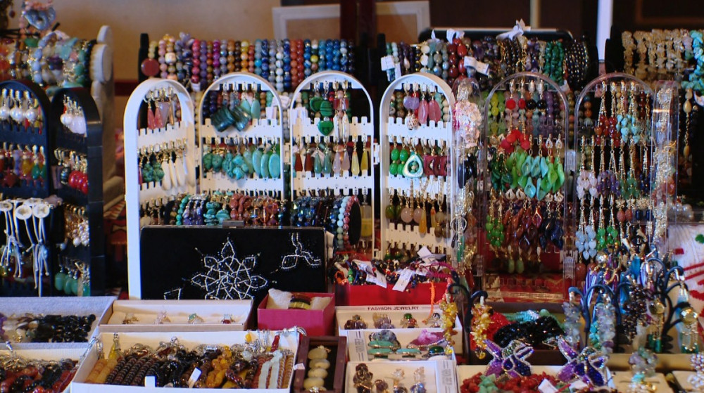 İstedadlı əllərin zərafəti<font color=red> - FOTOLAR</font>