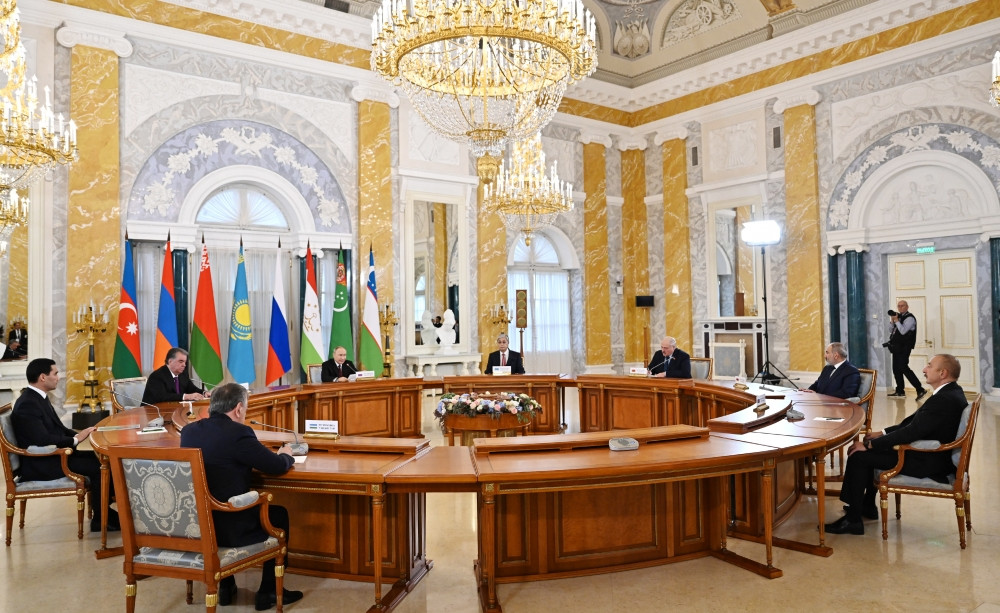 Sankt-Peterburqda MDB Dövlət Başçılarının qeyri-rəsmi görüşü keçirilib <font color='red'> - YENİLƏNİB</font><font color=red> - FOTOLAR</font>