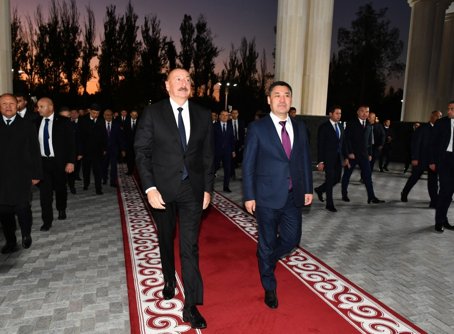 Bişkekdə Qırğızıstan-Azərbaycan Dostluq Parkı açılıb<font color='red'> - YENİLƏNİB</font><font color=red> - FOTOLAR</font>