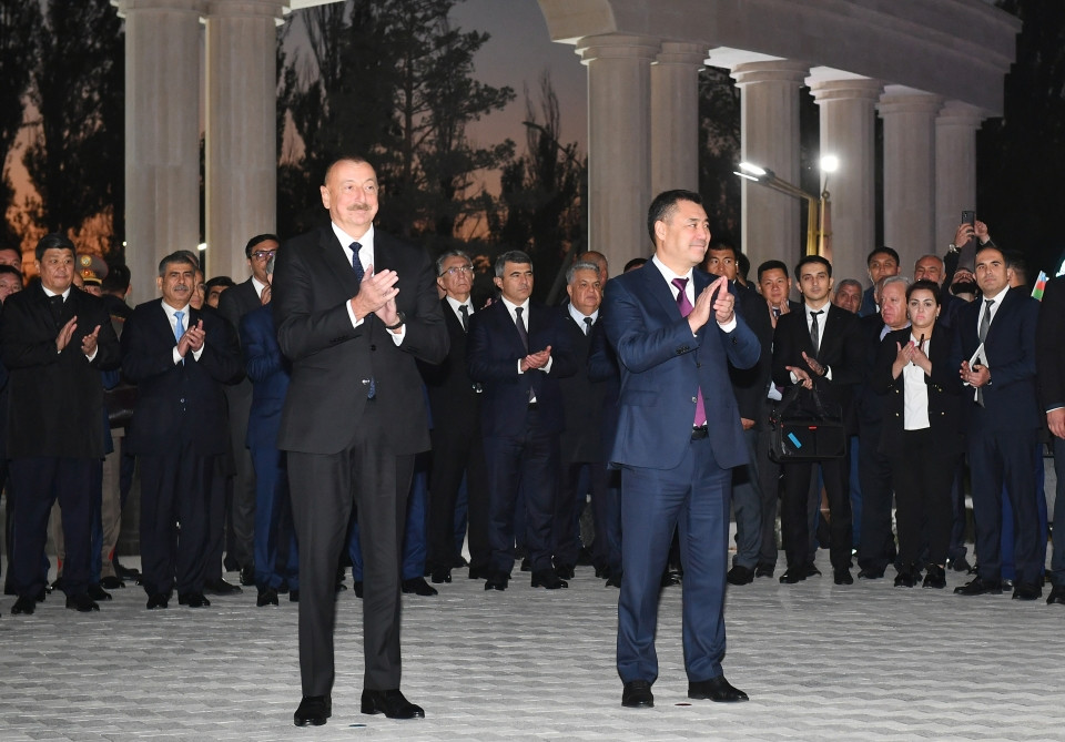 Bişkekdə Qırğızıstan-Azərbaycan Dostluq Parkı açılıb<font color='red'> - YENİLƏNİB</font><font color=red> - FOTOLAR</font>