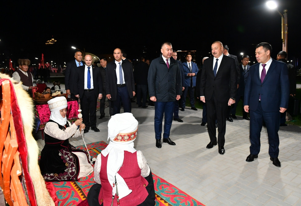 Bişkekdə Qırğızıstan-Azərbaycan Dostluq Parkı açılıb<font color='red'> - YENİLƏNİB</font><font color=red> - FOTOLAR</font>