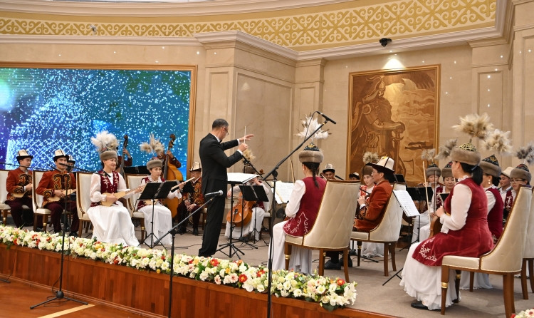 Qırğızıstan Prezidenti Sadır Japarovun adından Azərbaycan Prezidenti İlham Əliyevin şərəfinə rəsmi qəbul təşkil edilib<font color='red'> - YENİLƏNİB</font><font color=red> - FOTOLAR</font>