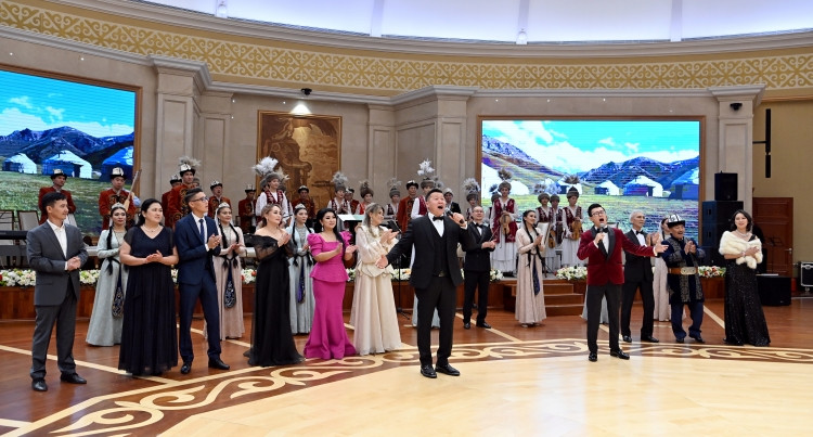 Qırğızıstan Prezidenti Sadır Japarovun adından Azərbaycan Prezidenti İlham Əliyevin şərəfinə rəsmi qəbul təşkil edilib<font color='red'> - YENİLƏNİB</font><font color=red> - FOTOLAR</font>