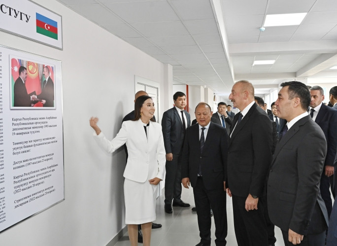 Bişkekdə Heydər Əliyev adına Məktəb-Gimnaziya təhsil-tərbiyə kompleksinin açılışı olub<font color='red'> - YENİLƏNİB</font><font color=red> - FOTOLAR</font>