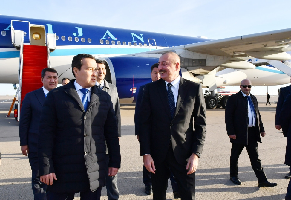 Azərbaycan Prezidenti İlham Əliyev Qazaxıstana işgüzar səfərə gedib<font color=red> - FOTOLAR</font>