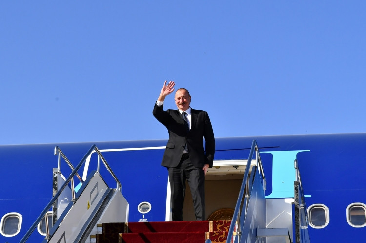 Prezident İlham Əliyevin Qırğızıstana dövlət səfəri başa çatıb<font color=red> - FOTOLAR</font>