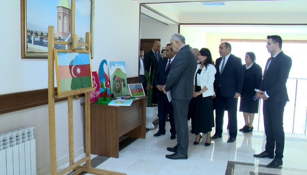 Naxçıvan Müəllimlər İnstitutunda 18 Oktyabr - Müstəqilliyin Bərpası Günü münasibətilə tədbir keçirilib<font color=red> - FOTOLAR</font>