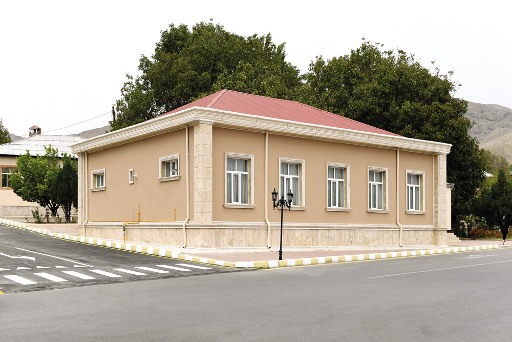 Şahbuz şəhərində mərasim evi  istifadəyə verilib<font color=red> - FOTOLAR</font>