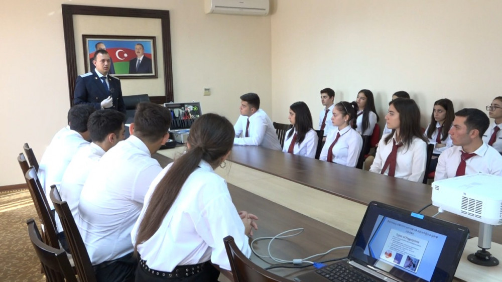 Tələbələr Naxçıvan Muxtar Respublikası Prokurorluğunda təcrübə keçiblər<font color=red> - FOTOLAR</font>