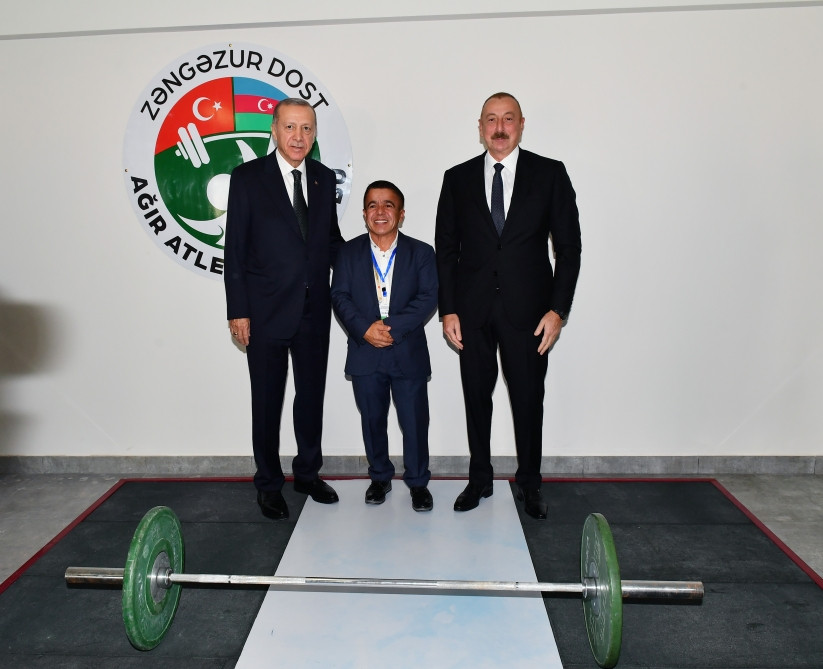 Azərbaycan və Türkiyə prezidentləri Zəngilanda “Dost Aqropark” ağıllı kənd təsərrüfatı kompleksinin birinci mərhələsinin açılışında iştirak ediblər<font color='red'> - YENİLƏNİB</font><font color=red> - FOTOLAR</font>