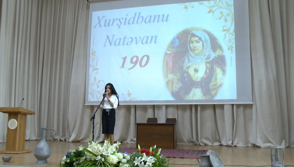  “Naxçıvan” Universitetində Xurşidbanu Natəvanın anadan olmasının 190 illiyinə həsr olunmuş tədbir keçirilib<font color=red> - FOTOLAR</font>