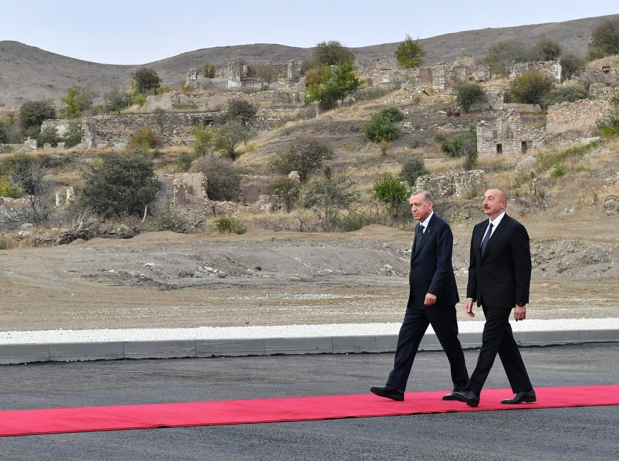 Cəbrayıl şəhərində Türkiyə Prezidenti Rəcəb Tayyib Ərdoğanın rəsmi qarşılanma mərasimi keçirilib<font color='red'> - YENİLƏNİB</font><font color=red> - FOTOLAR</font>