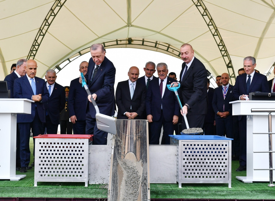 “Azərbaycan-Türkiyə Beynəlxalq Meşə Təlim Mərkəzi”, “Ağıllı Tingçilik” və “Dostluq Meşəsi” Kompleksinin təməli qoyulub<font color='red'> - YENİLƏNİB 2</font><font color=red> - FOTOLAR</font>