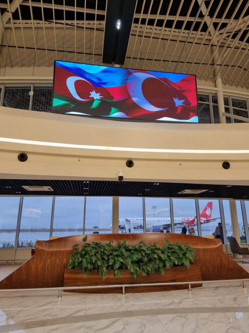 Bu gün Zəngilan Beynəlxalq Hava Limanına ilk mülki təyyarə reysi həyata keçirilib<font color=red> - FOTOLAR</font>