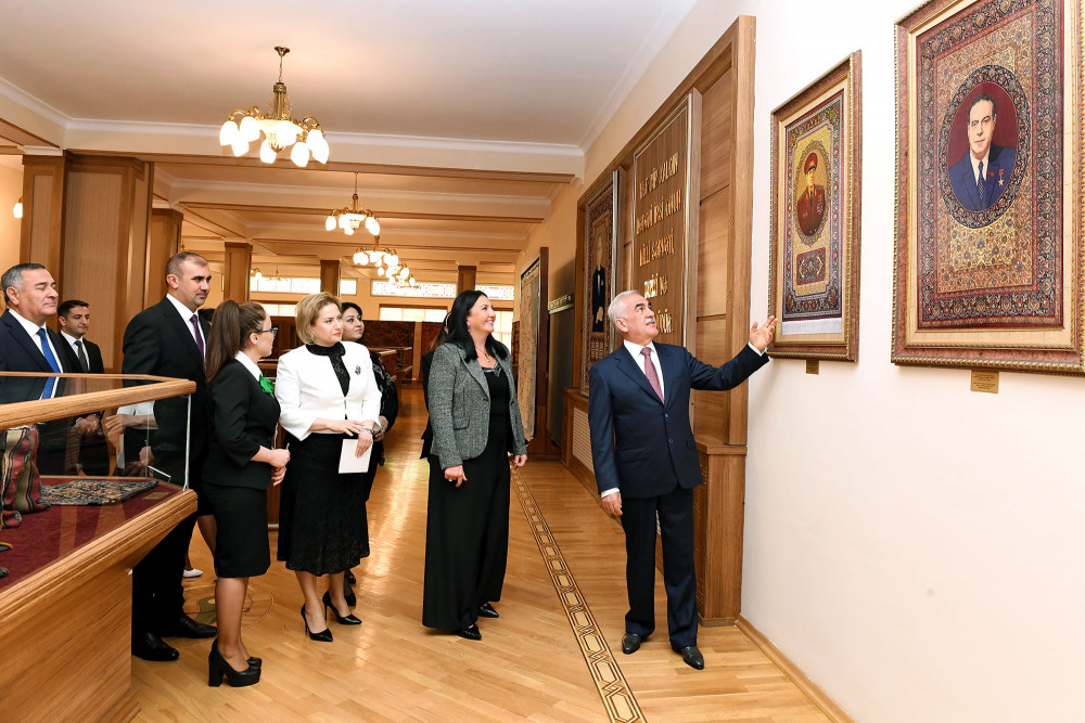 Kamil Əliyev adına Naxçıvan Dövlət Xalça Muzeyinin təqdimatı olub<font color=red> - FOTOLAR</font>