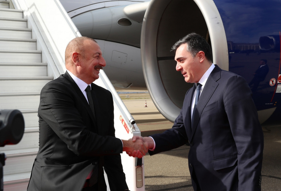 Azərbaycan Prezidenti İlham Əliyev Gürcüstana işgüzar səfərə gedib<font color=red> - FOTOLAR</font>