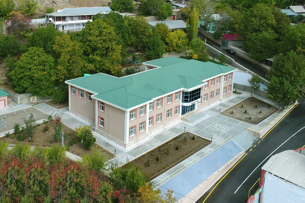 Ordubad rayonunun Unus və Pəzməri  kəndlərində geniş quruculuq işləri aparılıb<font color=red> - FOTOLAR</font>