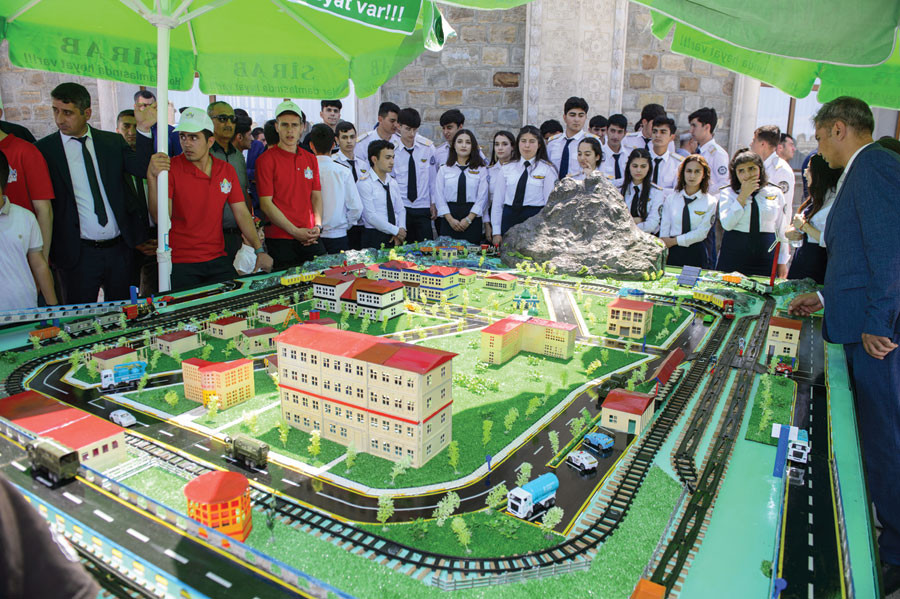 Qəbul göstəricilərinin ilbəil artması uğurlu təhsil islahatlarının bəhrəsidir<font color=red> - FOTOLAR</font>