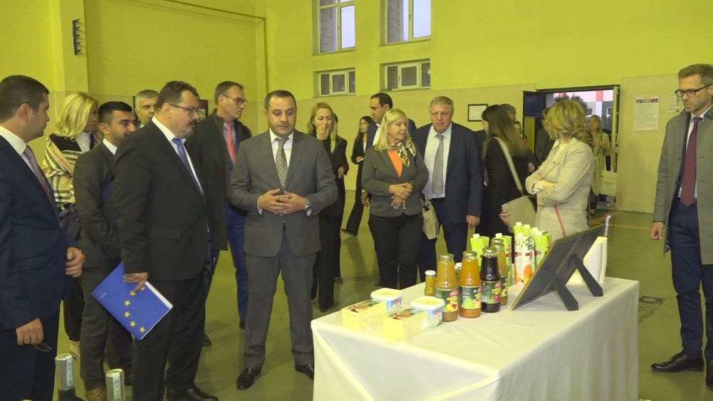 Naxçıvan Biznes Mərkəzində Azərbaycanda fəaliyyət göstərən Avropa İttifaqının nümayəndə heyəti ilə  görüş keçirilib<font color=red> - FOTOLAR</font>