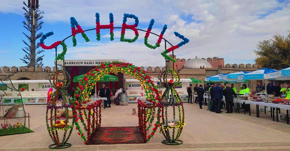 Naxçıvanda “Ailə təsərrüfatı məhsulları” festivalı keçirilir<font color=red> - FOTOLAR</font>
