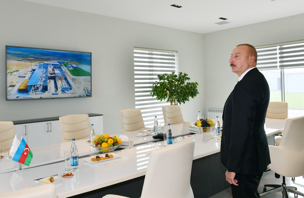 Prezident İlham Əliyev Zirə qəsəbəsində zeytun yağı və süfrəlik zeytun məhsullarının emalı zavodunun açılışında iştirak edib<font color='red'> - YENİLƏNİB</font><font color=red> - FOTOLAR</font>