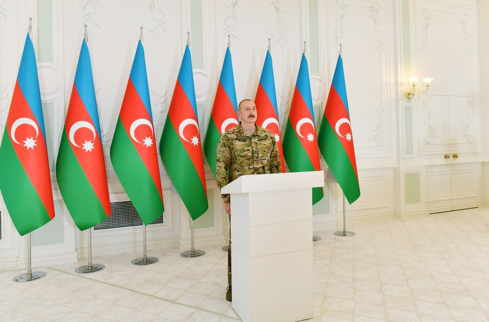 Prezident İlham Əliyev Zəfər Günü münasibətilə Şuşada təşkil olunan tədbirdə iştirak edib<font color='red'> - YENİLƏNİB</font><font color=red> - FOTOLAR</font>