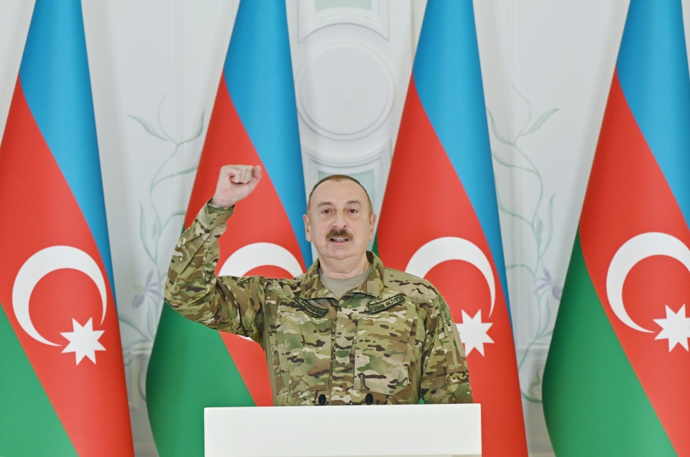 Prezident İlham Əliyev Zəfər Günü münasibətilə Şuşada təşkil olunan tədbirdə iştirak edib<font color='red'> - YENİLƏNİB</font><font color=red> - FOTOLAR</font>