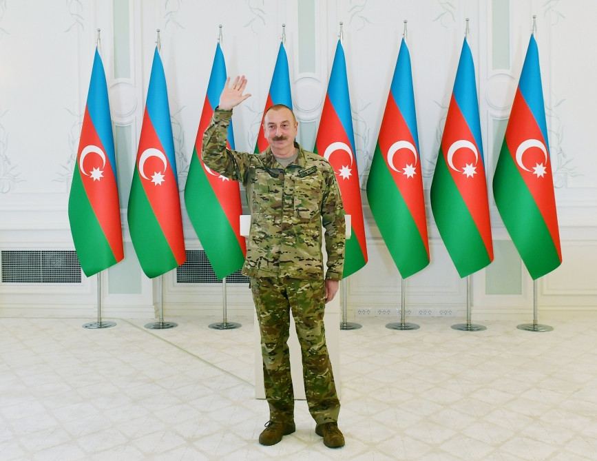 Prezident İlham Əliyev Zəfər Günü münasibətilə Şuşada təşkil olunan tədbirdə iştirak edib<font color='red'> - YENİLƏNİB</font><font color=red> - FOTOLAR</font>