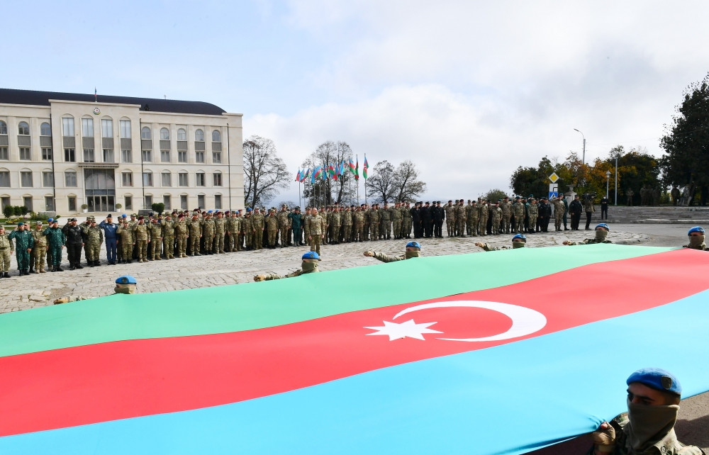 Prezident İlham Əliyev Zəfər Günü münasibətilə Şuşada təşkil olunan tədbirdə iştirak edib<font color='red'> - YENİLƏNİB</font><font color=red> - FOTOLAR</font>