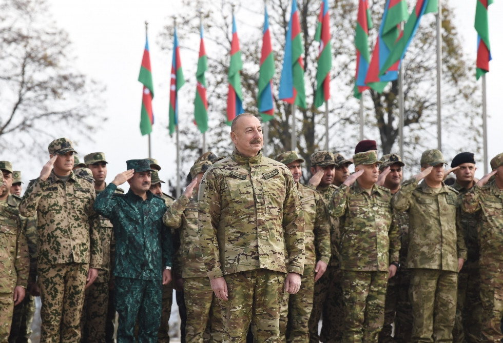 Prezident İlham Əliyev Zəfər Günü münasibətilə Şuşada təşkil olunan tədbirdə iştirak edib<font color='red'> - YENİLƏNİB</font><font color=red> - FOTOLAR</font>