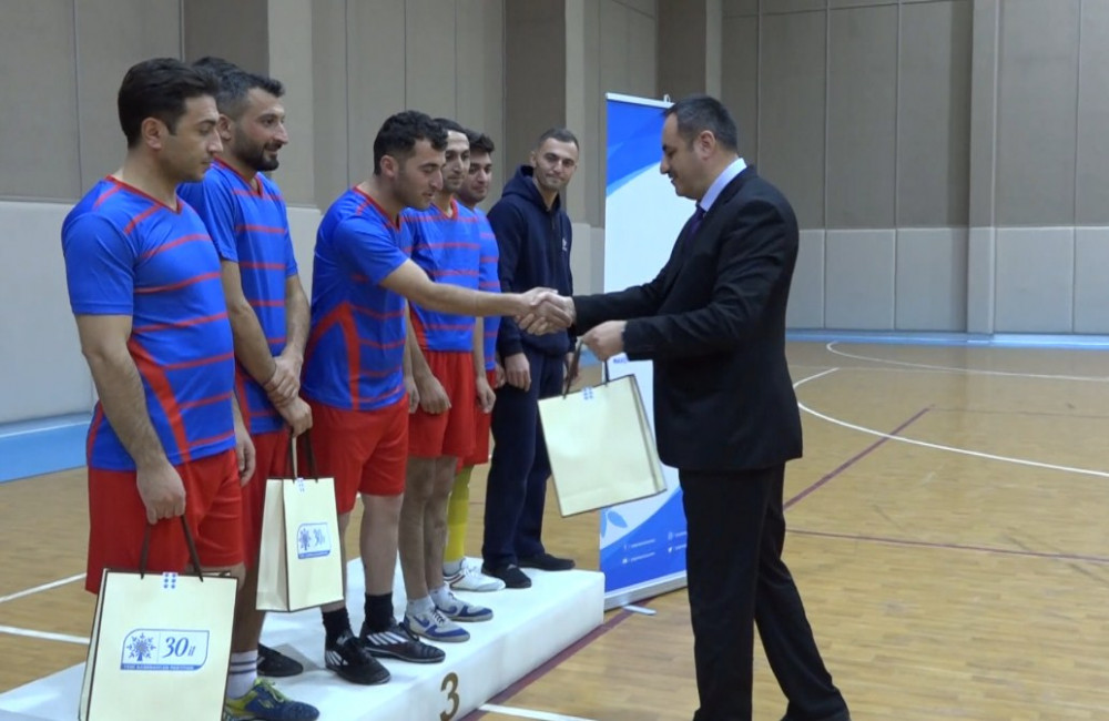 YAP-ın 30 illiyi münasibətilə futzal birinciliyi keçirilib<font color=red> - FOTOLAR</font>