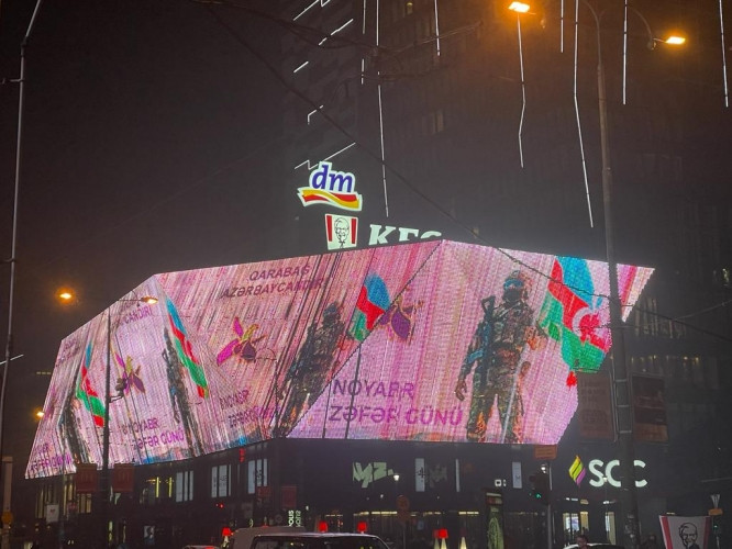 Sarayevonun ən hündür binasında Zəfər Günü ilə bağlı məlumatlar nümayiş etdirilib<font color=red> - FOTOLAR</font>