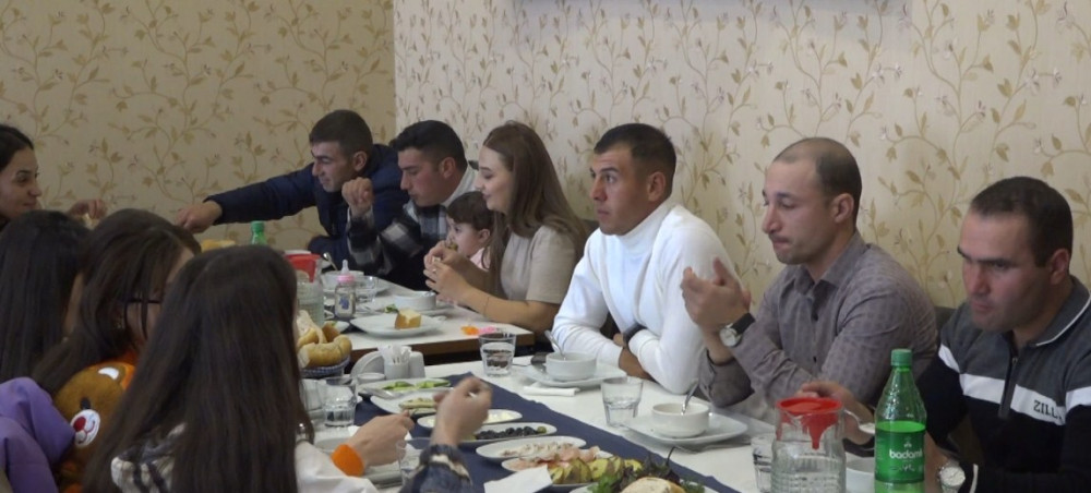 Vətən müharibəsi iştirakçıları və ailələri Ağbulaqda istirahət ediblər<font color=red> - FOTOLAR</font>
