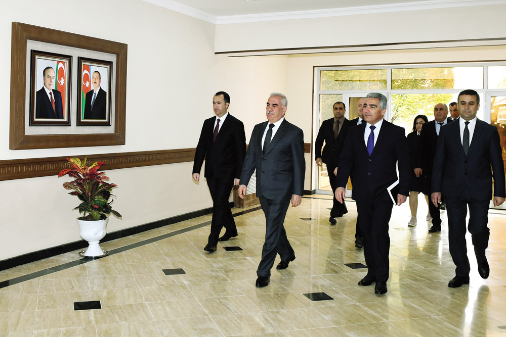 Şərur rayonunun Alışar kəndi müasir görkəmə qovuşub<font color=red> - FOTOLAR</font>
