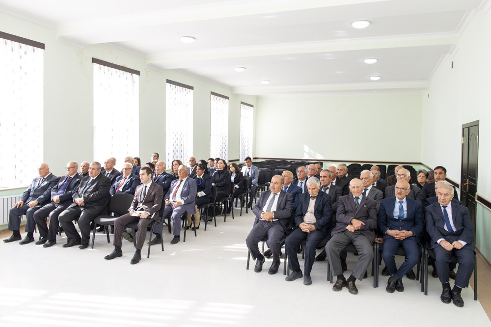 Naxçıvan Muxtar Respublikası Yazıçılar  Birliyinin konfransı keçirilib<font color=red> - FOTOLAR</font>