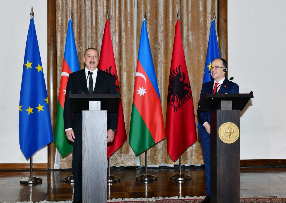 Azərbaycan və Albaniya prezidentləri mətbuata bəyanatlarla çıxış ediblər<font color='red'> - YENİLƏNİB</font><font color=red> - FOTOLAR</font>