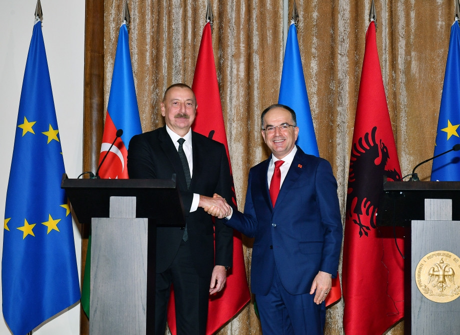 Azərbaycan və Albaniya prezidentləri mətbuata bəyanatlarla çıxış ediblər<font color='red'> - YENİLƏNİB</font><font color=red> - FOTOLAR</font>