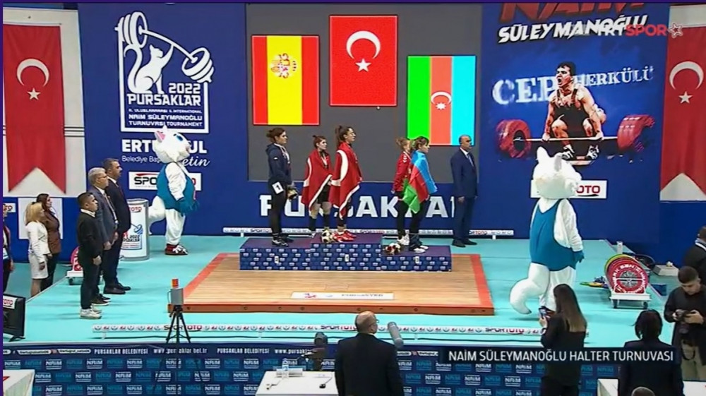 Rahilə Hüseynzadə Türkiyədə keçirilən xatirə turnirində bürünc medal qazanıb<font color=red> - FOTOLAR</font>