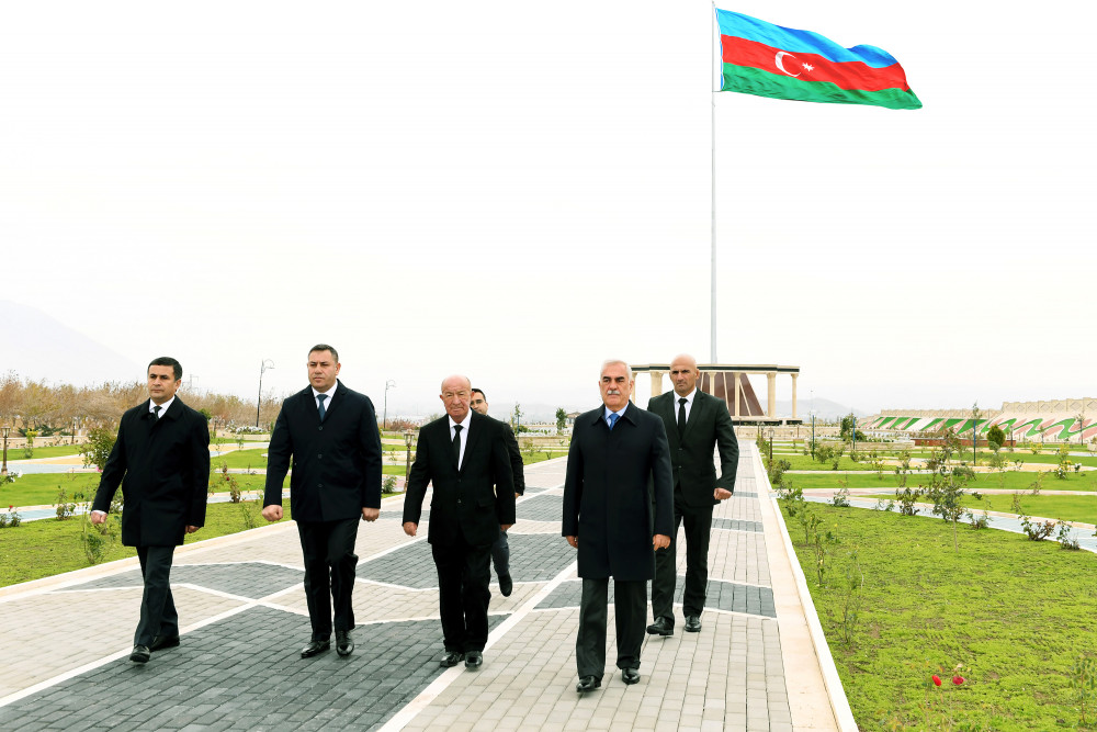 Culfa rayon Dövlət Bayrağı Meydanı istifadəyə verilib<font color=red> - FOTOLAR</font>