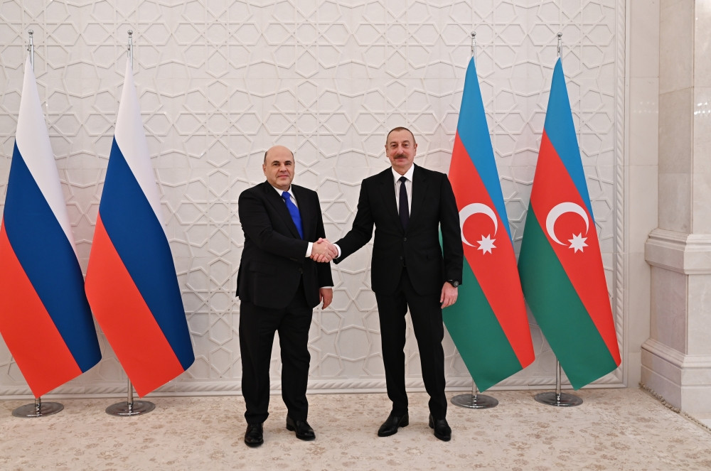 Azərbaycan Prezidenti İlham Əliyevin Rusiya Hökumətinin sədri ilə geniş tərkibdə görüşü olub <font color='red'> - YENİLƏNİB 2</font><font color=red> - FOTOLAR</font>
