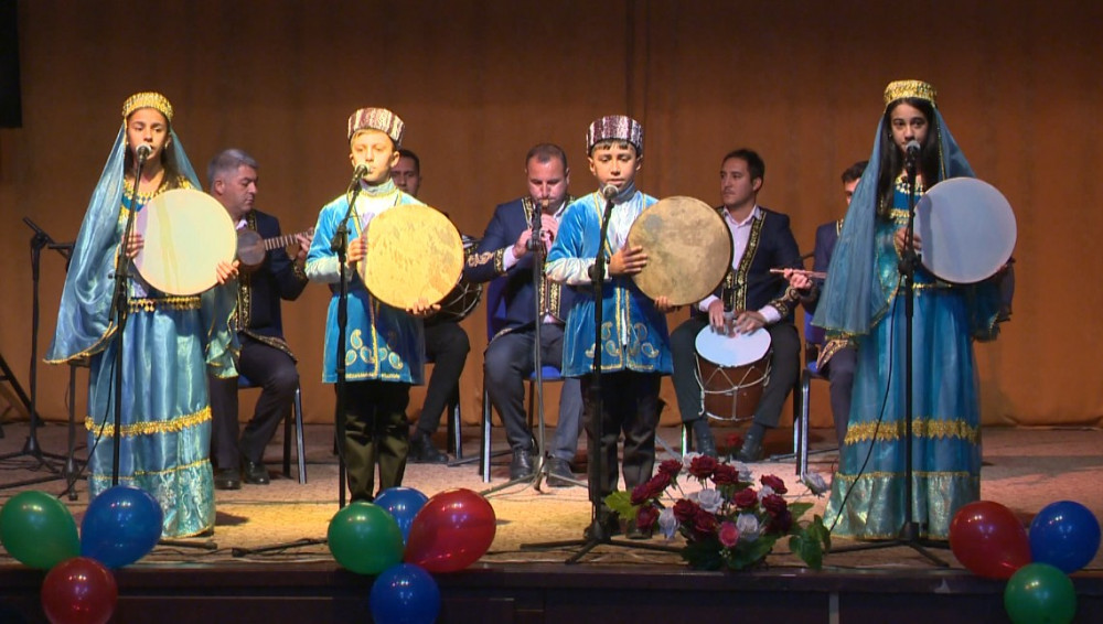 Naxçıvanda Ümumdünya Uşaq Hüquqları Günü qeyd olunub<font color=red> - FOTOLAR</font>