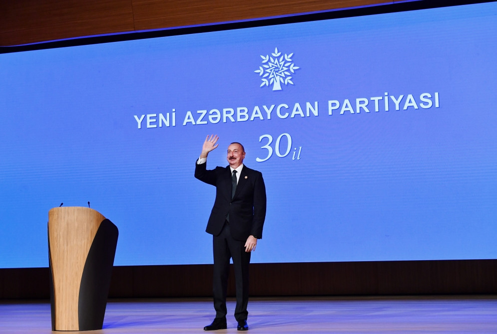 Yeni Azərbaycan Partiyasının 30 illiyi münasibətilə tədbir keçirilir, Prezident İlham Əliyev tədbirdə çıxış edib<font color='red'> - YENİLƏNİB</font><font color=red> - FOTOLAR</font>
