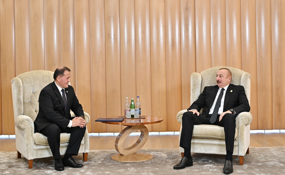Prezident İlham Əliyev Özbəkistanın Liberal Demokratik Partiyasının İcra Komitəsinin sədrini qəbul edib<font color=red> - FOTOLAR</font>
