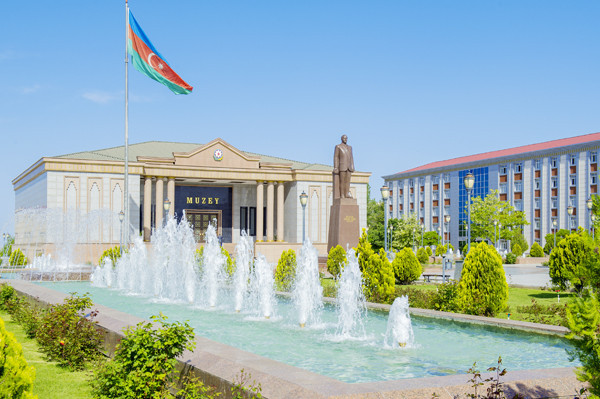 NAXÇIVAN: 30 illik yubileyə 30 min yaşıl töhfə<font color='red'> - TƏHLİL</font><font color=red> - FOTOLAR</font>